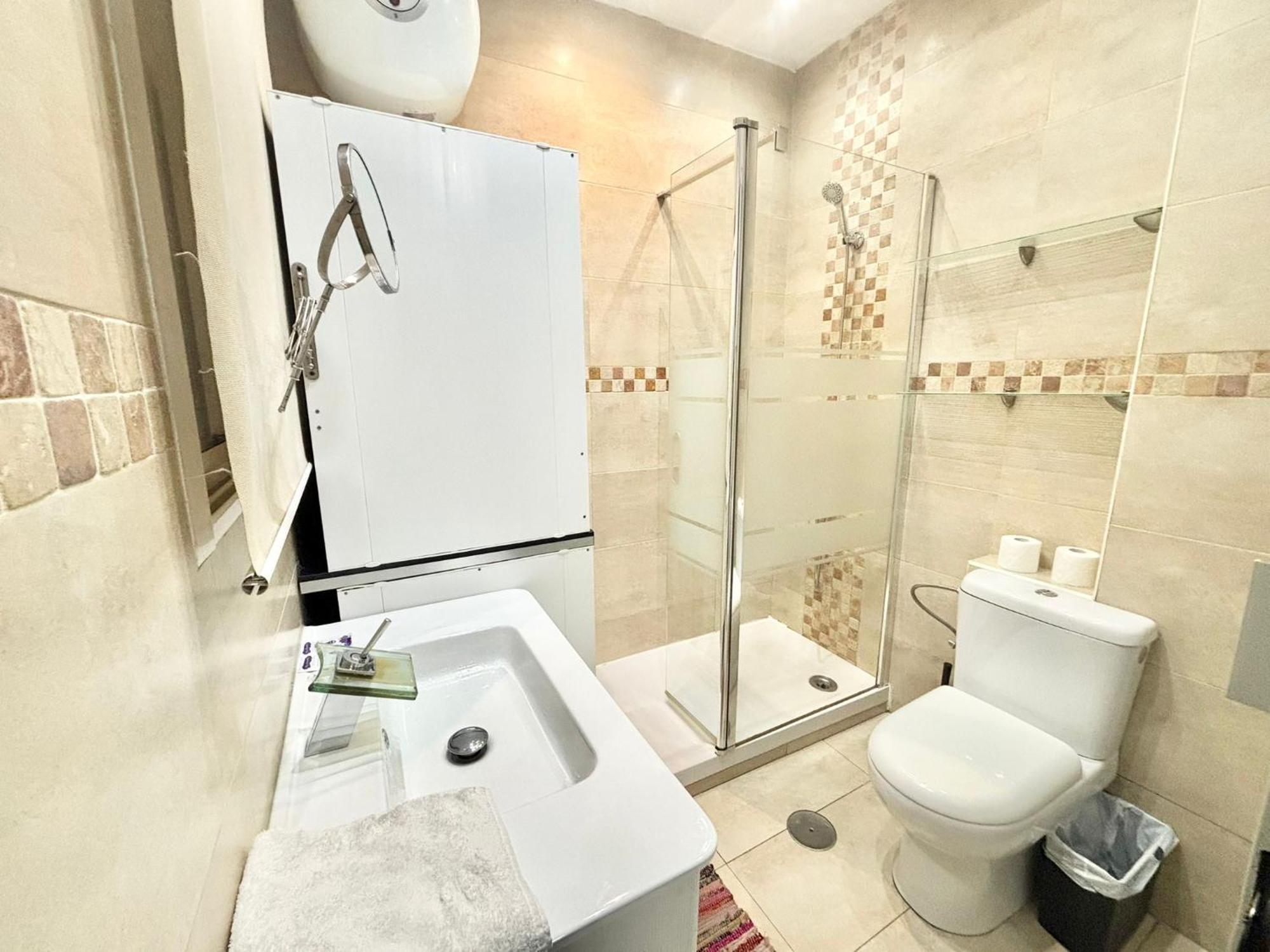Апартаменты Centro Ferrocarril 2 Metro Delicias Мадрид Экстерьер фото